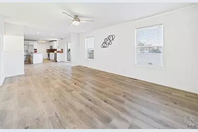 77 E Dante Ln, Pueblo, CO 81007 - Photo 5