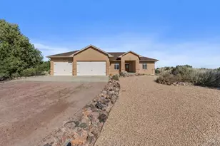 2093 W Guadalupe Dr, Pueblo West, CO 81007 - Photo 5