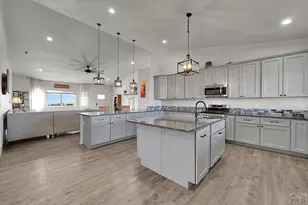 527 E Auburn Ave, Pueblo West, CO 81007 - Photo 11