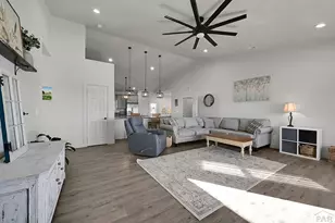 527 E Auburn Ave, Pueblo West, CO 81007 - Photo 7