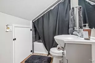 2912 Cascade Ave, Pueblo, CO 81008 - Photo 37