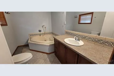 209 N 13th St, Lamar, CO 81052 - Photo 11