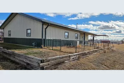 209 N 13th St, Lamar, CO 81052 - Photo 3