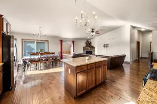 5707 Mark Twain Ln, Pueblo, CO 81008 - Photo 11