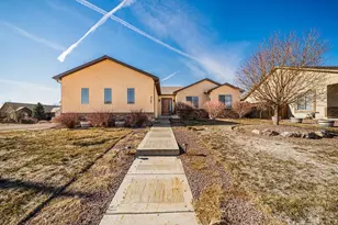 5707 Mark Twain Ln, Pueblo, CO 81008 - Photo 1