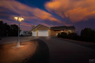 36 S Rolling Prairie Dr, Pueblo West, CO 81007 - Photo 3