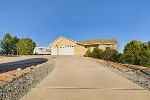 36 S Rolling Prairie Dr, Pueblo West, CO 81007 - Photo 3