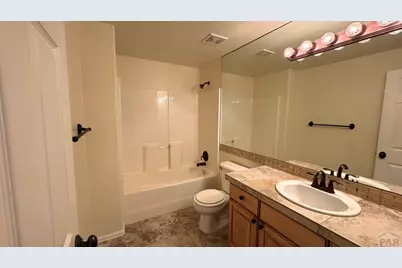 956 Peachcrest Dr, Pueblo, CO 81005 - Photo 15