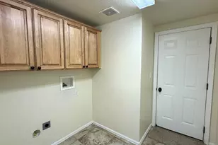 956 Peachcrest Dr, Pueblo, CO 81005 - Photo 13