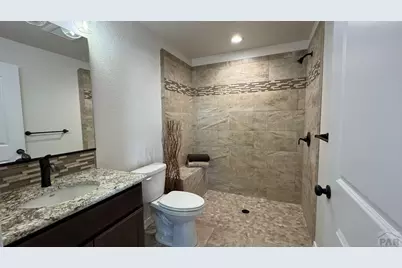 806 Thorncrest Dr, Pueblo, CO 81005 - Photo 11