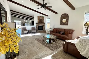 806 Thorncrest Dr, Pueblo, CO 81005 - Photo 3