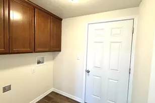 810 Thorncrest Dr, Pueblo, CO 81005 - Photo 11