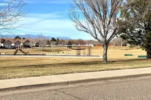 810 Thorncrest Dr, Pueblo, CO 81005 - Photo 13