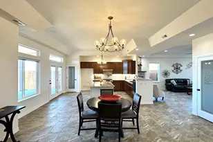 815 Thorncrest Dr, Pueblo, CO 81005 - Photo 7