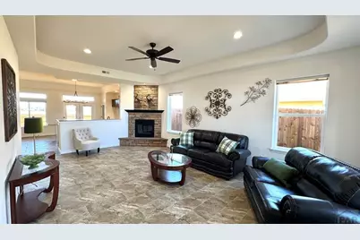 815 Thorncrest Dr, Pueblo, CO 81005 - Photo 3