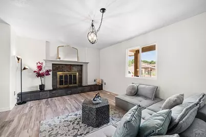 911 Candytuft Blvd, Pueblo, CO 81001 - Photo 5