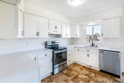 649 S Bond Dr. E, Pueblo West, CO 81007 - Photo 5