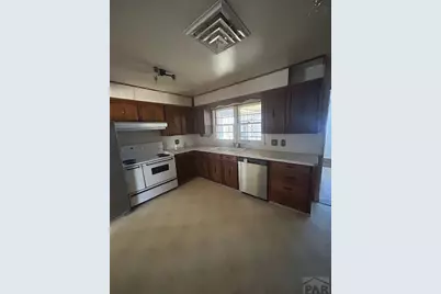 1713 Garwood Dr, Pueblo, CO 81005 - Photo 19