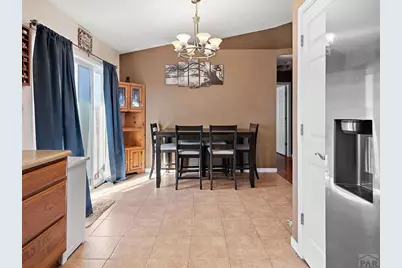 1479 N Moonbeam Dr, Pueblo, CO 81007 - Photo 5
