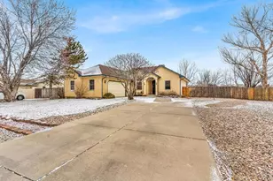 562 S Hook Dr, Pueblo West, CO 81007 - Photo 31