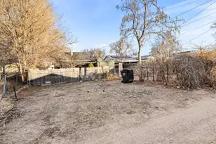 1107 Jackson St, Pueblo, CO 81004 - Photo 23