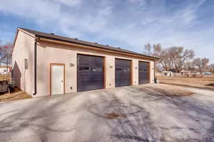 1220 Holly St, Pueblo, CO 81006 - Photo 31