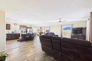 4822 W Isabella Dr, Colorado City, CO 81019 - Photo 5