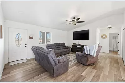 730 S Sterling Dr, Pueblo, CO 81007 - Photo 3