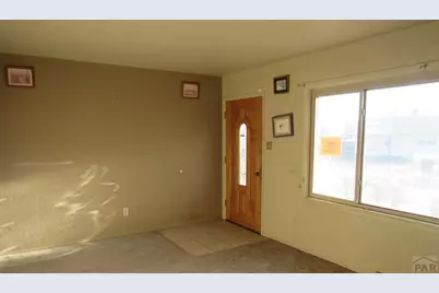 2831 Azalea St, Pueblo, CO 81005 - Photo 5