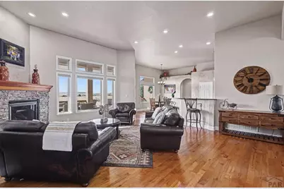 1170 W Loasa Dr, Pueblo, CO 81007 - Photo 15