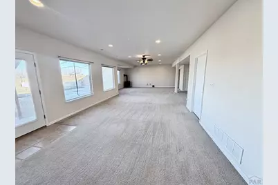 5405 Peregrine Dr, Pueblo, CO 81005 - Photo 35