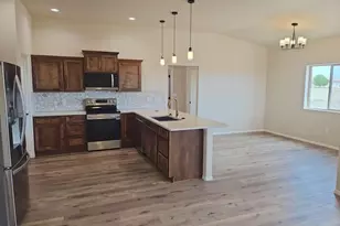 1020 N Kirkwood Dr, Pueblo West, CO 81007 - Photo 7