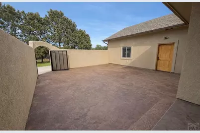 1470 Villa Spanada, Pueblo, CO 81006 - Photo 3