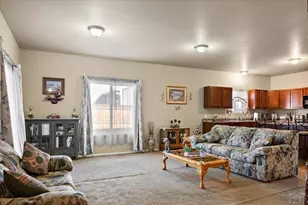 3319 Fox Den Ct, Pueblo, CO 81005 - Photo 9