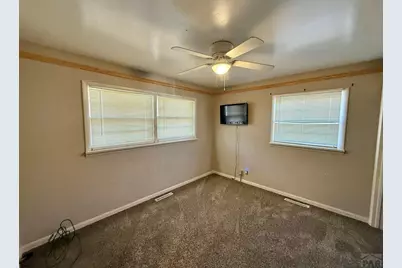 1908 Lynwood Lane, Pueblo, CO 81005 - Photo 9