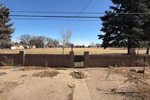 1908 Lynwood Ln, Pueblo, CO 81005 - Photo 27