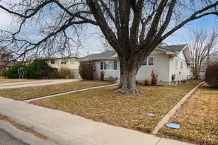 151 Cornell Cir, Pueblo, CO 81005 - Photo 3