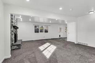 7 Kingsbridge Pl, Pueblo, CO 81001 - Photo 33