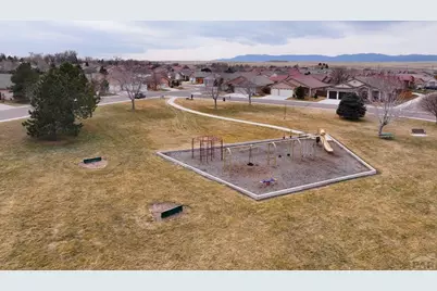 960 Peachcrest Dr, Pueblo, CO 81005 - Photo 5