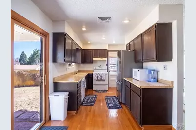 150 Regency Blvd, Pueblo, CO 81005 - Photo 9