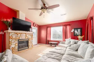 2216 Longhorn Dr, Pueblo, CO 81008 - Photo 5