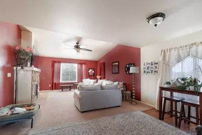 2216 Longhorn Dr, Pueblo, CO 81008 - Photo 3