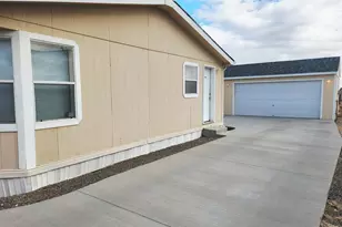 366 E Countryside Dr, Pueblo West, CO 81007 - Photo 7