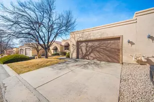 179 S Carmel Ct, Pueblo, CO 81007 - Photo 3