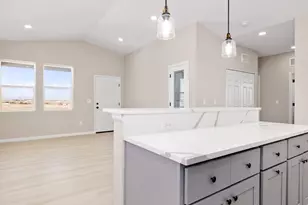 981 E Waverly Dr, Pueblo West, CO 81007 - Photo 9