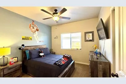 921 Plumcrest Dr, Pueblo, CO 81005 - Photo 9