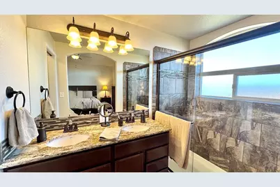 921 Plumcrest Dr, Pueblo, CO 81005 - Photo 11