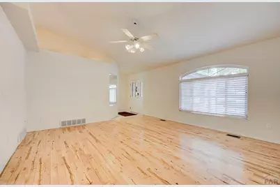 433 W Fairway Dr, Pueblo West, CO 81007 - Photo 9