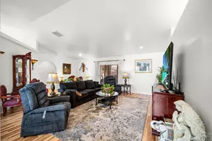 126 S Burke Ct, Pueblo, CO 81007 - Photo 5