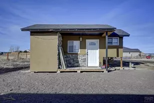 40 E Lyons Dr, Pueblo West, CO 81007 - Photo 27